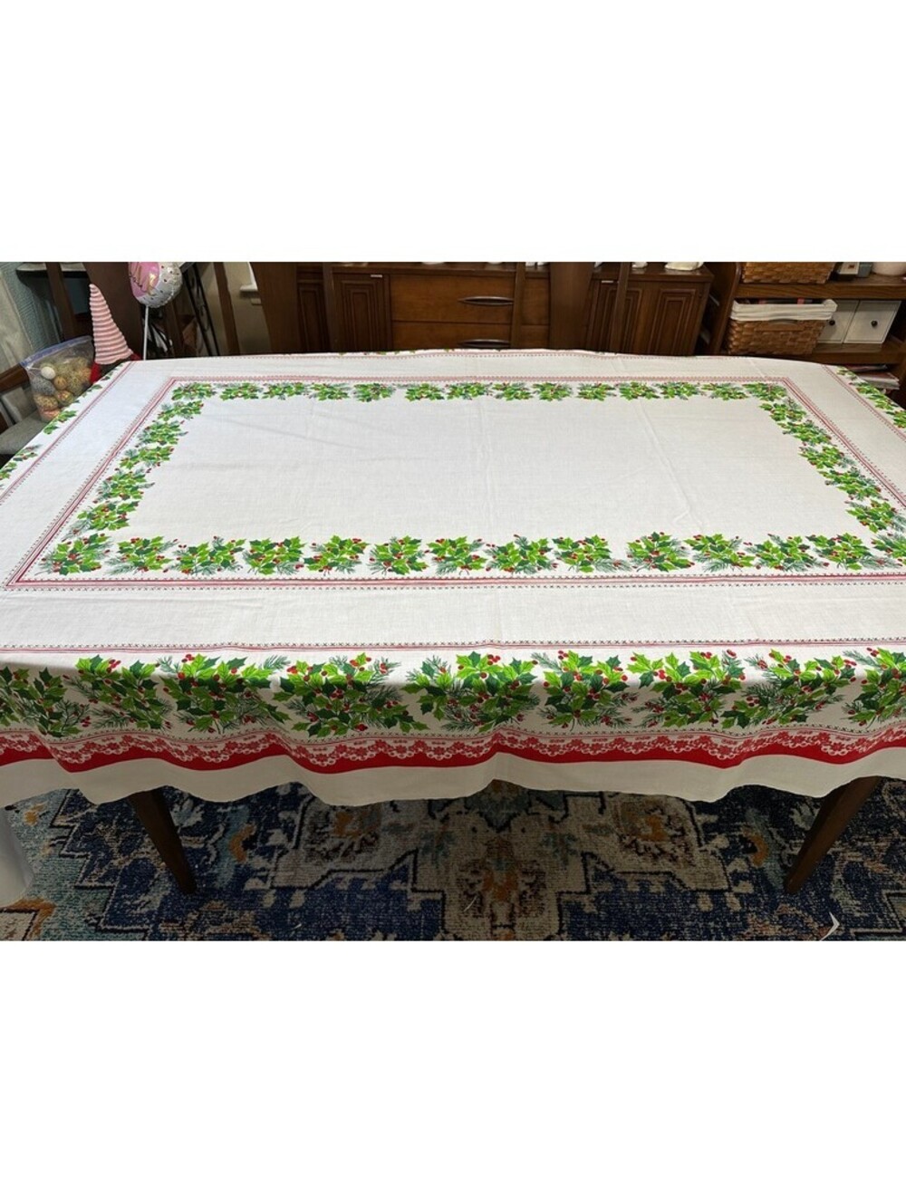 Christmas Holly Red Green White Vintage Print Card Table Tablecloth Topper 57x97